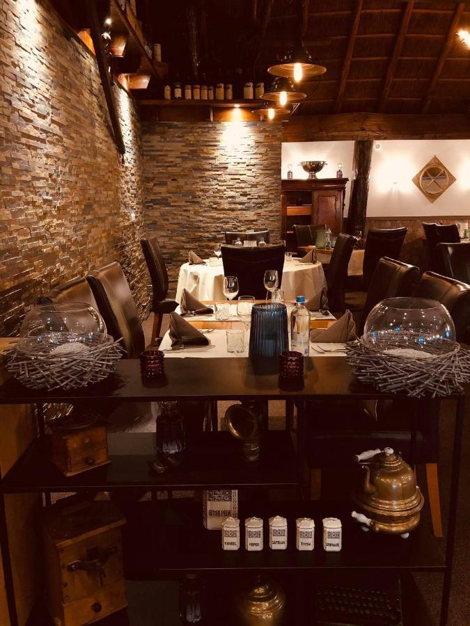 Hotel - Restaurant - Cafe- Geertien 布洛克宰尔 外观 照片